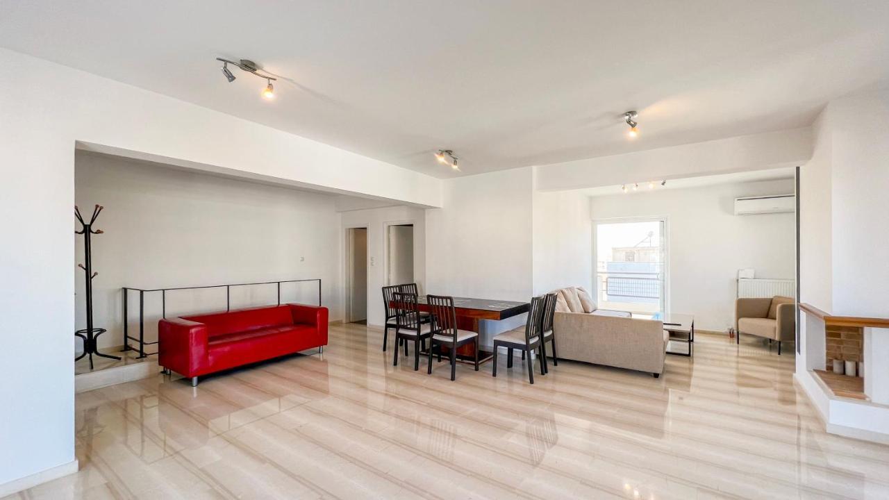 אתונה Panoramic Cityscape Maisonette In Agios Dimitrios מראה חיצוני תמונה
